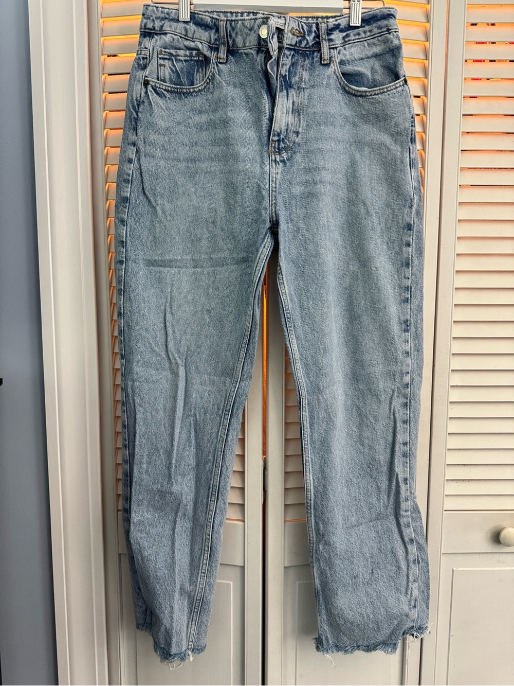 Zara Light Straight-Leg Jeans